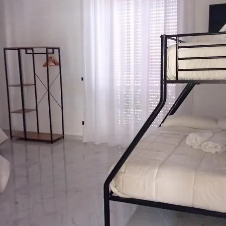 Nocleg ze śniadaniem Garibaldi Road Neapol