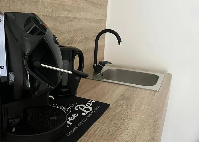 Garibaldi Road 4* Neapel