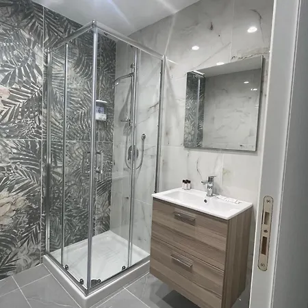 ベッド・アンド・ブレックファスト Garibaldi Road 4*